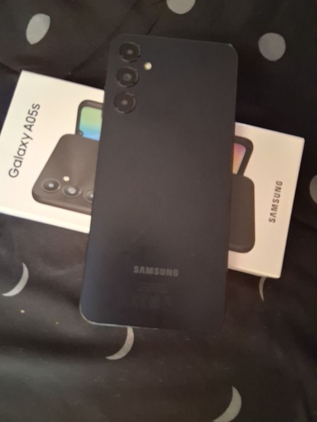 Samsung Galaxy A05s Negro
128GB + 4GB RAM