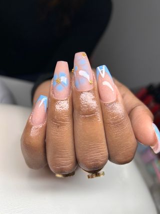 Manicura semipermanente, uñas de gel y acrilicas