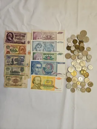 Lote Mixto Monedas y Billetes Época Comunista