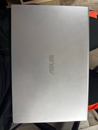 Portátil ASUS Intel Core i7 Plata 1T memoria