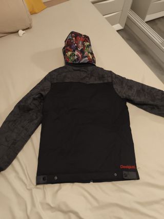 Chaqueta Desigual Avengers Talla 11/12 - 146/152cm