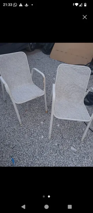 2 sedie in ferro bianco