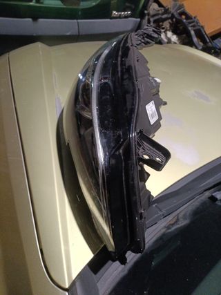 1628555380 Peugeot 308