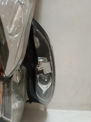 1628555380 Peugeot 308
