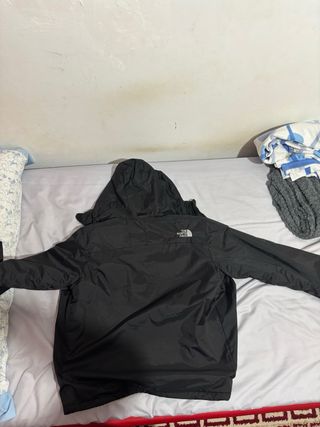 Chaqueta The North Face Gris