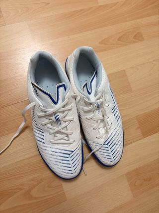 Zapatillas Fútbol Sala Blancas y Azules