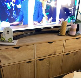 Mueble de TV de madera