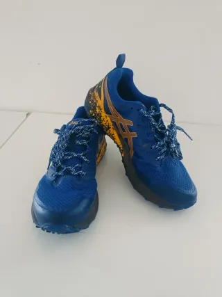 Zapatillas Asics Gel Trabuco Terra Talla 44