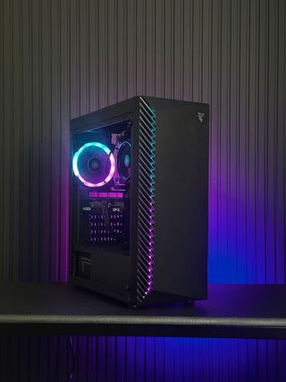 PC Gaming RX 6600 +RY 7 2700X +16GB RAM +NMVE 500G