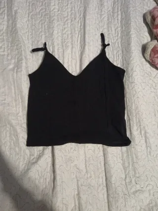 Top negro tirantes finos