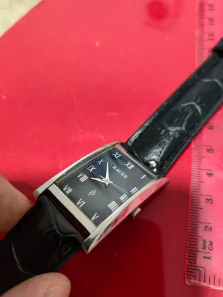 Reloj Racer Rectangular Negro y Plateado