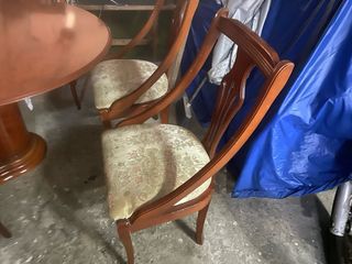 Mesa comedor redonda + 6 sillas + mueble