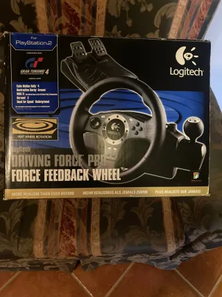 Volante Logitech Driving Force Pro