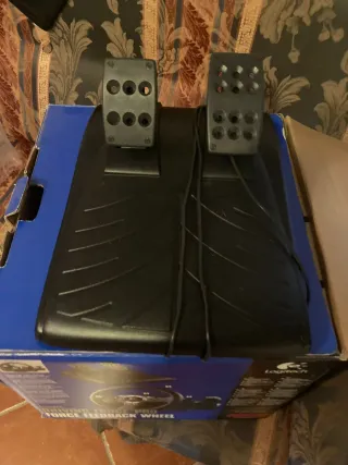 Volante Logitech Driving Force Pro