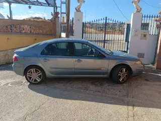 Renault Laguna 2004
