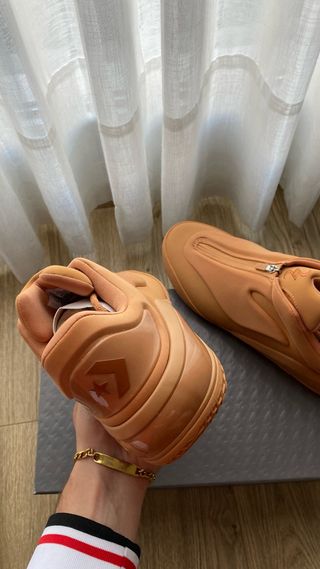 Converse Shai Hail Clay Beige/Naranja