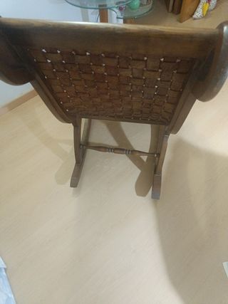 Sillón Mecedora Madera y Piel Marrón