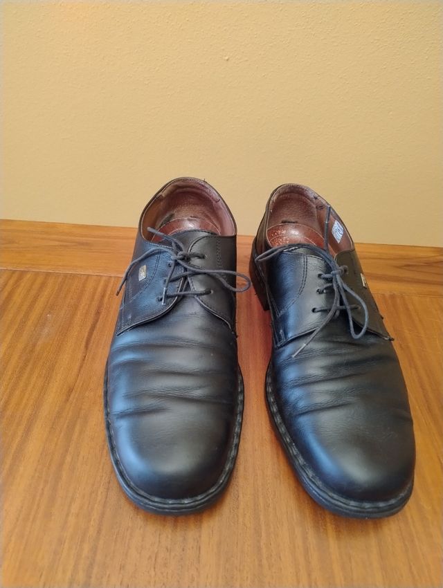 Zapatos de vestir negros