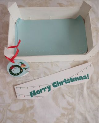 Caja regalo navideña con 2 muñecos