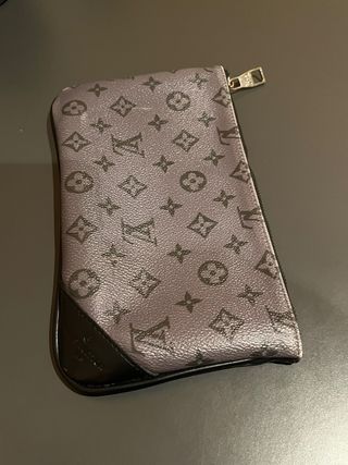 Neceser Louis Vuitton Monogram Gris Negro