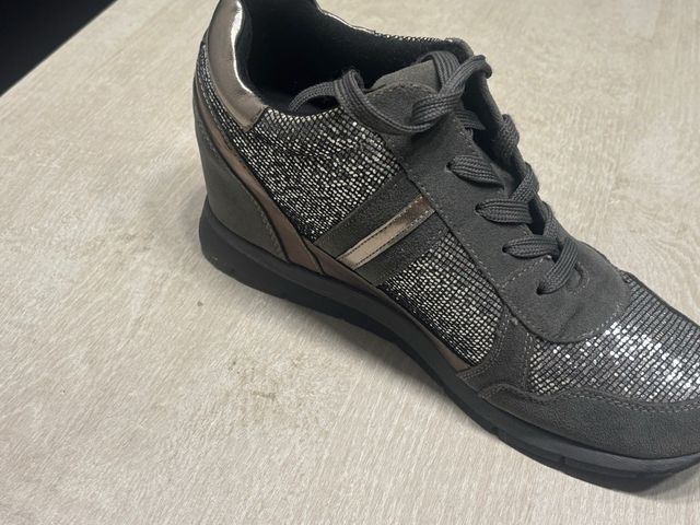 zapatillas deportivas con cuña  XTI talla 41
