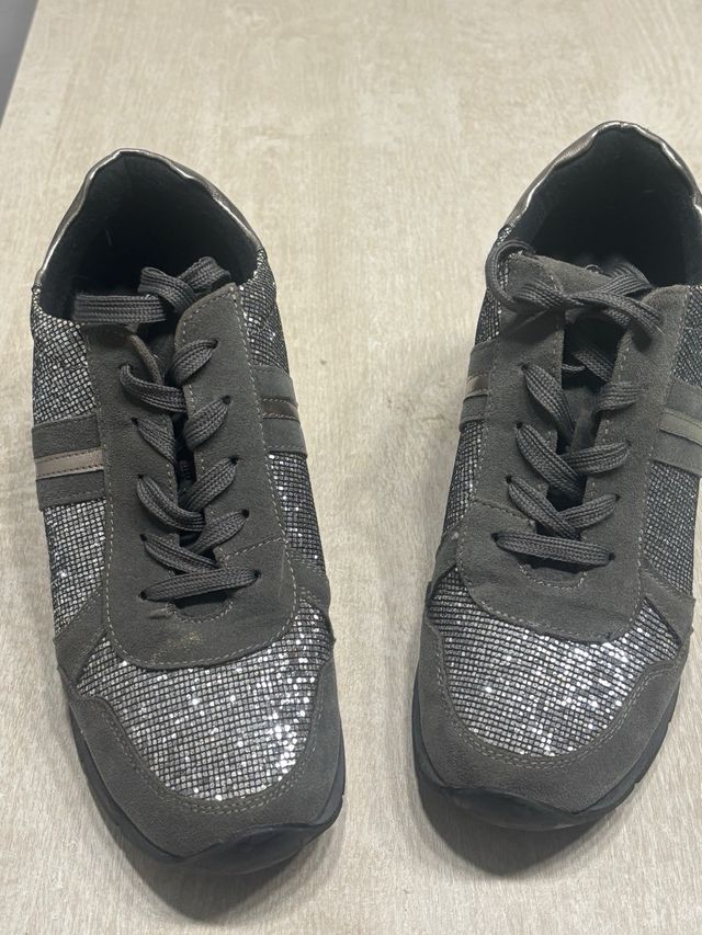 zapatillas deportivas con cuña  XTI talla 41