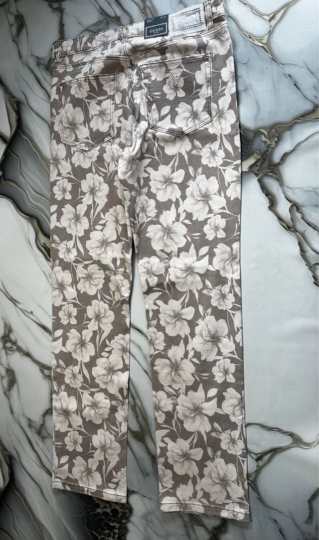 Jeans Slim 7/8 Guess – Motivo floreale Taglia L 31