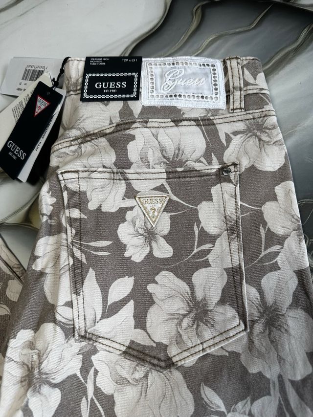Jeans Slim 7/8 Guess – Motivo floreale Taglia L 31