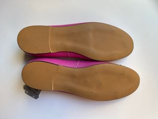 Manoletinas de piel rosa y morado