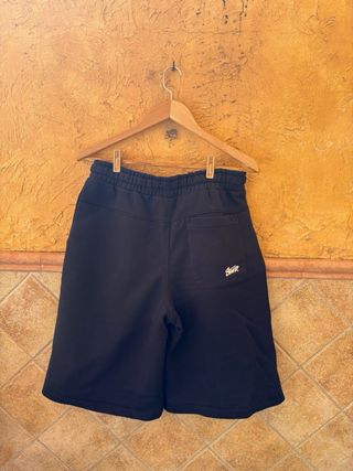 Pantalones cortos Pull&Bear negros talla M