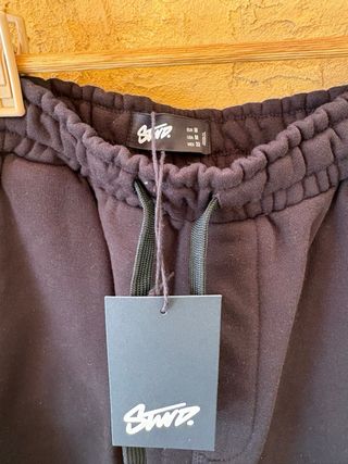 Pantalones cortos Pull&Bear negros talla M