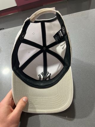 Gorra NY New Era Blanca y Negra