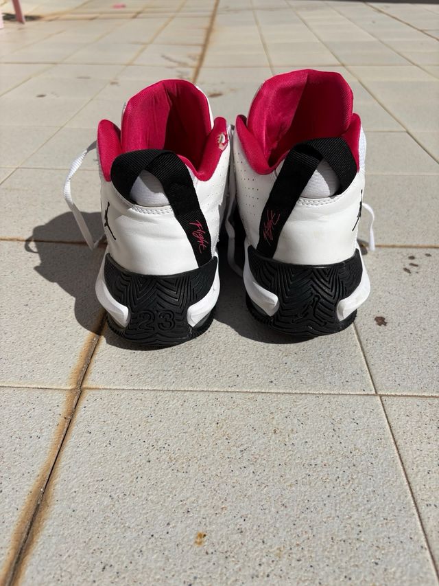 Zapatillas Jordan Talla 44 Blancas y Rosas