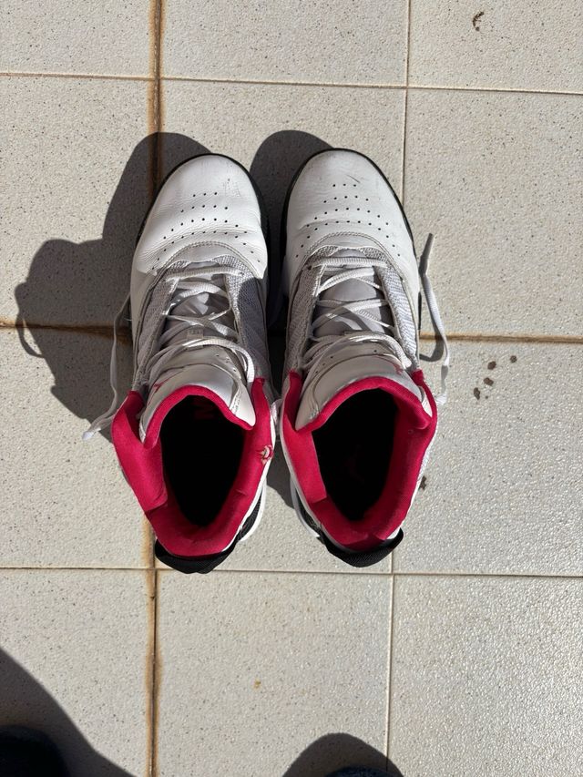 Zapatillas Jordan Talla 44 Blancas y Rosas