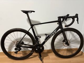 Giant TCR Advanced 2025