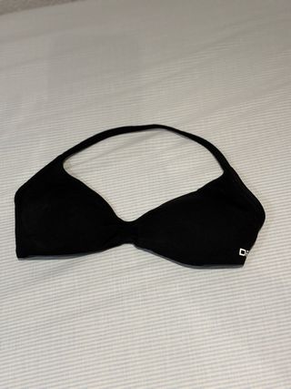 Top deportivo DFYNE negro