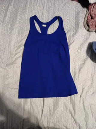 Camiseta de tirantes azul