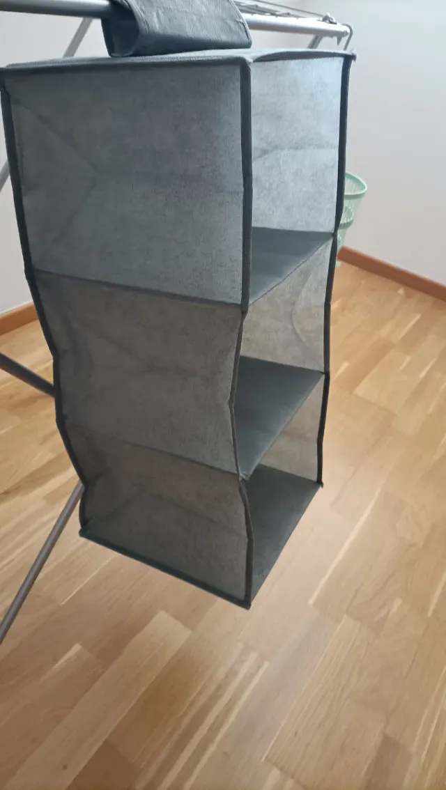 Porta maglie da armadio in tessuto grigio