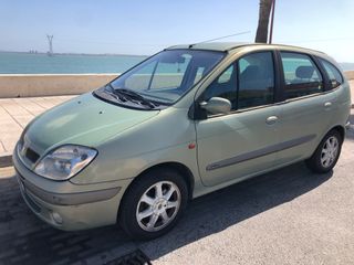 Renault Scenic 1.9 dti Privilege año 2.001