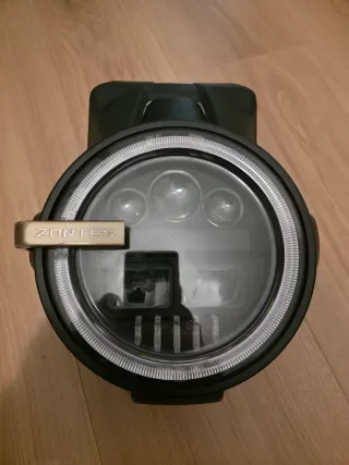 Faro Zontes G1,Gk 125 Completo como nuevo.