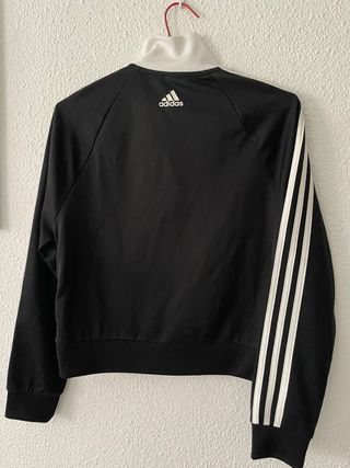 Chaqueta Adidas Negra con Rayas Blancas