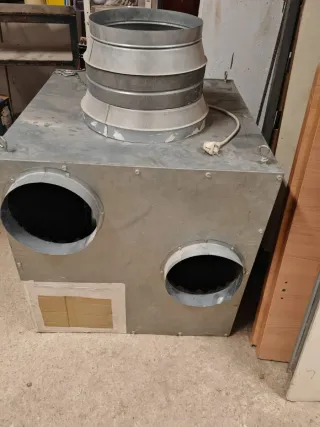 2 Extractor de aire industrial