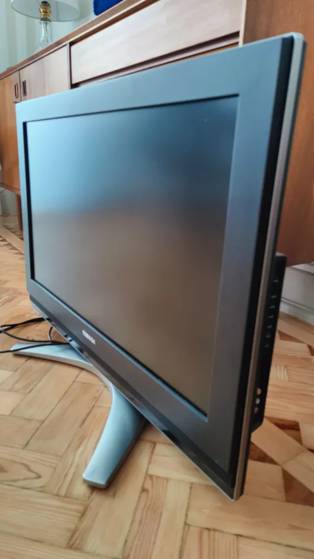 TV LCD Toshiba Regza 32 HD