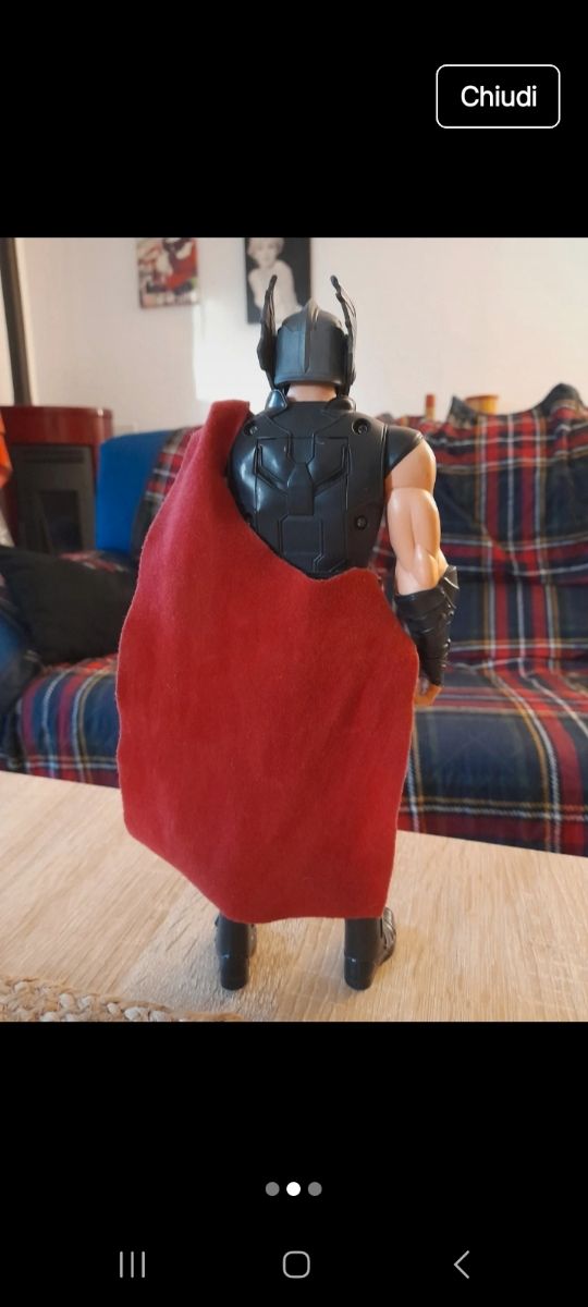 Action Figure Capitan America e Thor