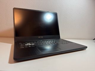 Portátil ASUS TUF Gaming FX705G (2019)