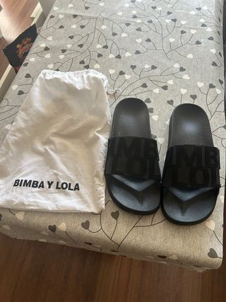 Sandalias BIMBA Y LOLA Negras