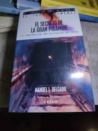 Lote de libros variados en castellano y valenciano