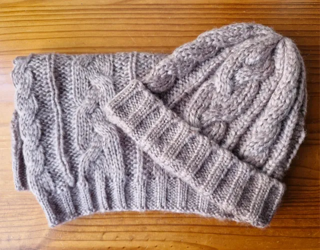 Gorro y braga Parfois trenzados 