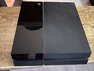 Consola PS4 500gb + 13 Juegos + 2 mandos