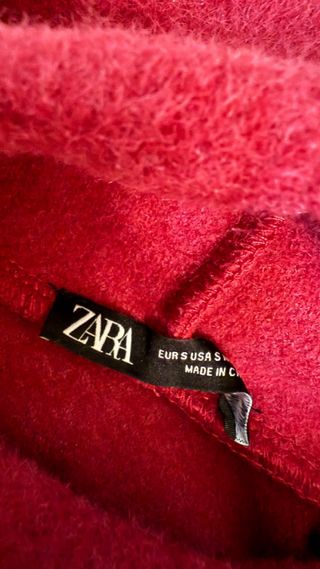 Vestido fucsia Zara cuello alto